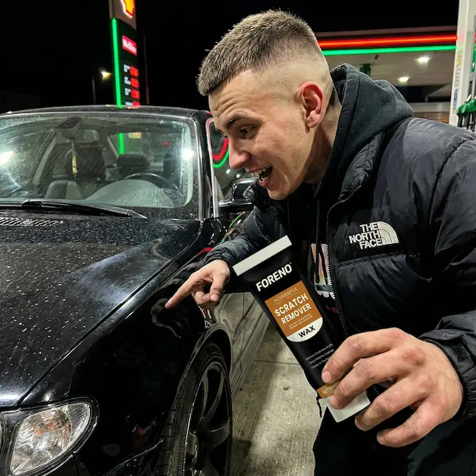 Klient czarny lakier